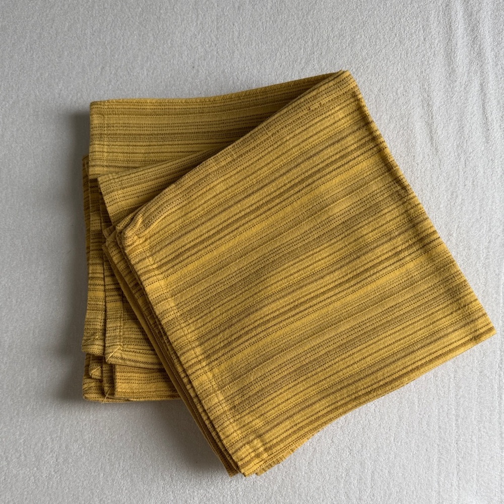🔥4/$20 Striped Yellow Napkins